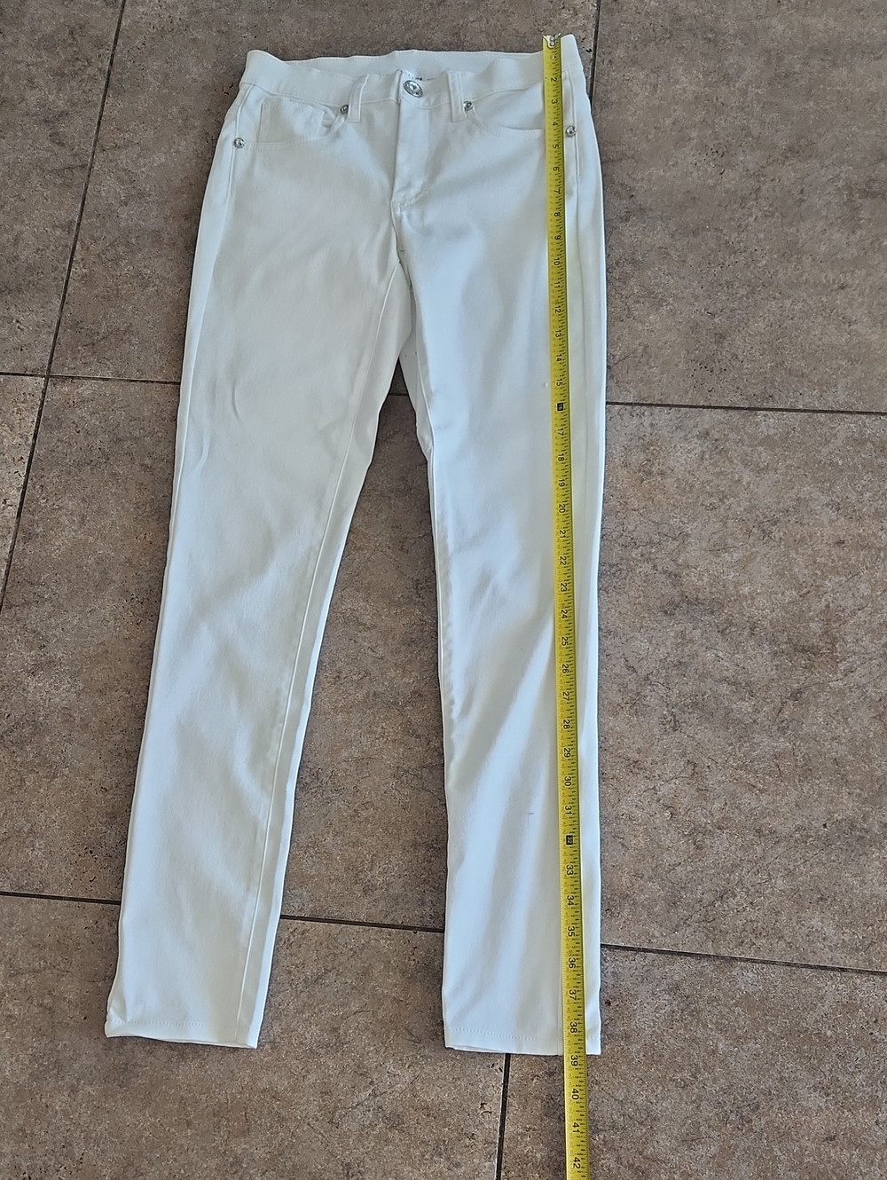 White Women's Slim Stretch Jeans - Picture 9 of 14